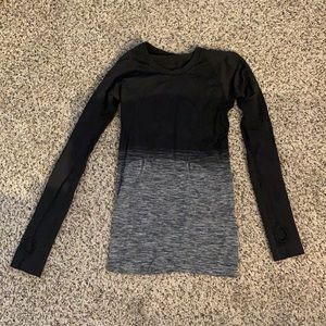 Lululemon Swiftly Tech Long Sleeve size 4